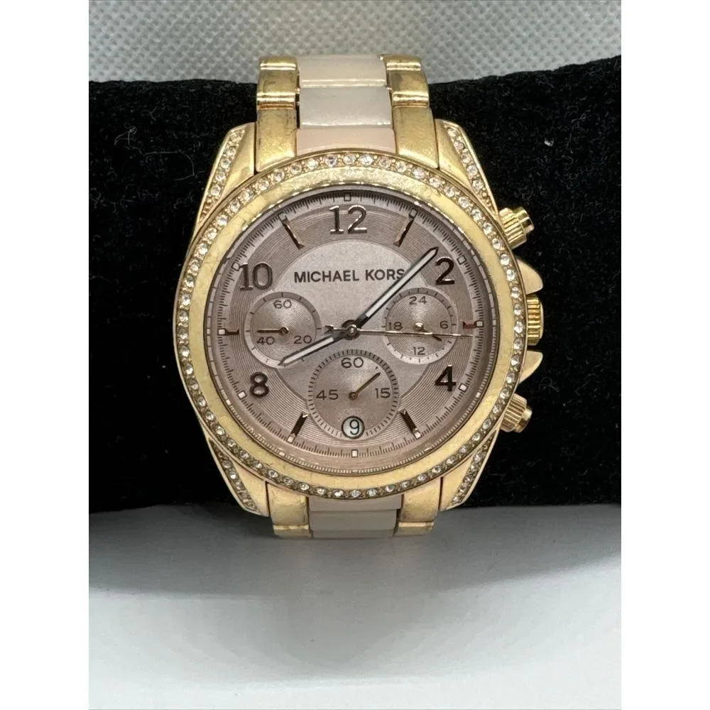 Michael Kors Blair MK5943 Women's Rose Gold-Tone Analog Dial Wrist Watch JNA821